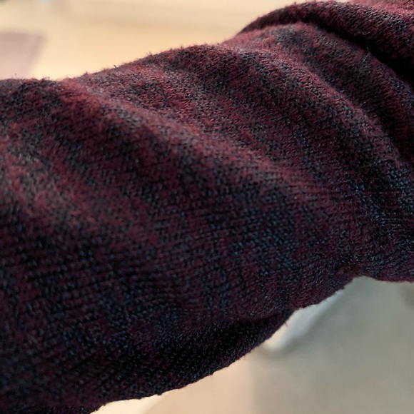 Wilfred FREE long sleeve, thin knit, crop sweater - Picture 5 of 5